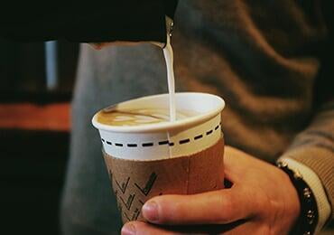 Europe and the United States prefer paper-based packaging, fluorine-free paper packaging will become the new trend